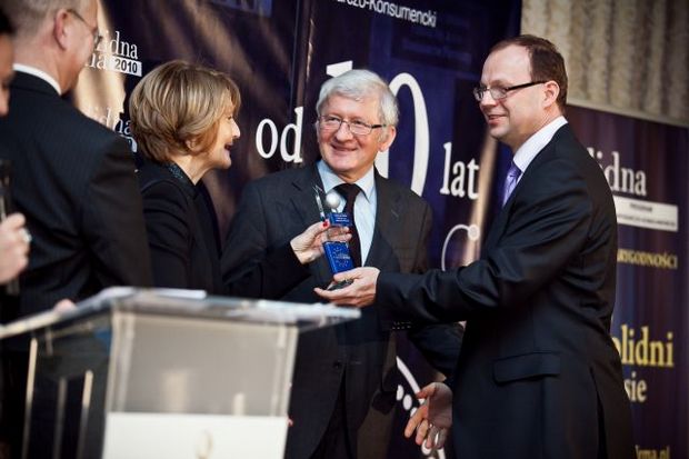 Dyrektor Jacek Górecki odbiera Perłę Solidności