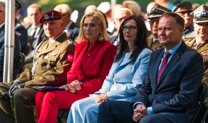 Uroczystości z okazji 106. rocznicy Bitwy Warszawskiej przy pomniku 28. Pułku Strzelców Kaniowskich w Wólce Radzymińskiej – wspólnie oddaliśmy hołd bohaterom - fot. Olo Wąsik