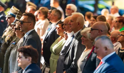 Uroczystości z okazji 106. rocznicy Bitwy Warszawskiej przy pomniku 28. Pułku Strzelców Kaniowskich w Wólce Radzymińskiej – wspólnie oddaliśmy hołd bohaterom - fot. Olo Wąsik