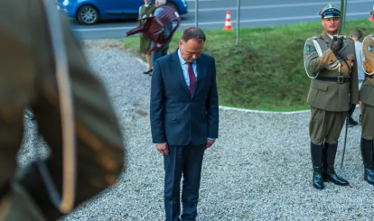 Uroczystości z okazji 106. rocznicy Bitwy Warszawskiej przy pomniku 28. Pułku Strzelców Kaniowskich w Wólce Radzymińskiej – wspólnie oddaliśmy hołd bohaterom - fot. Olo Wąsik
